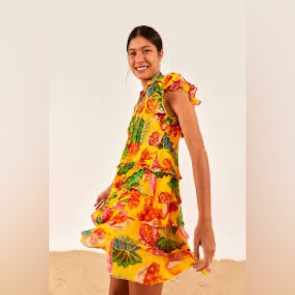 Farm rio dress size medium beaks and bananas size medium - Picture 9 of 10